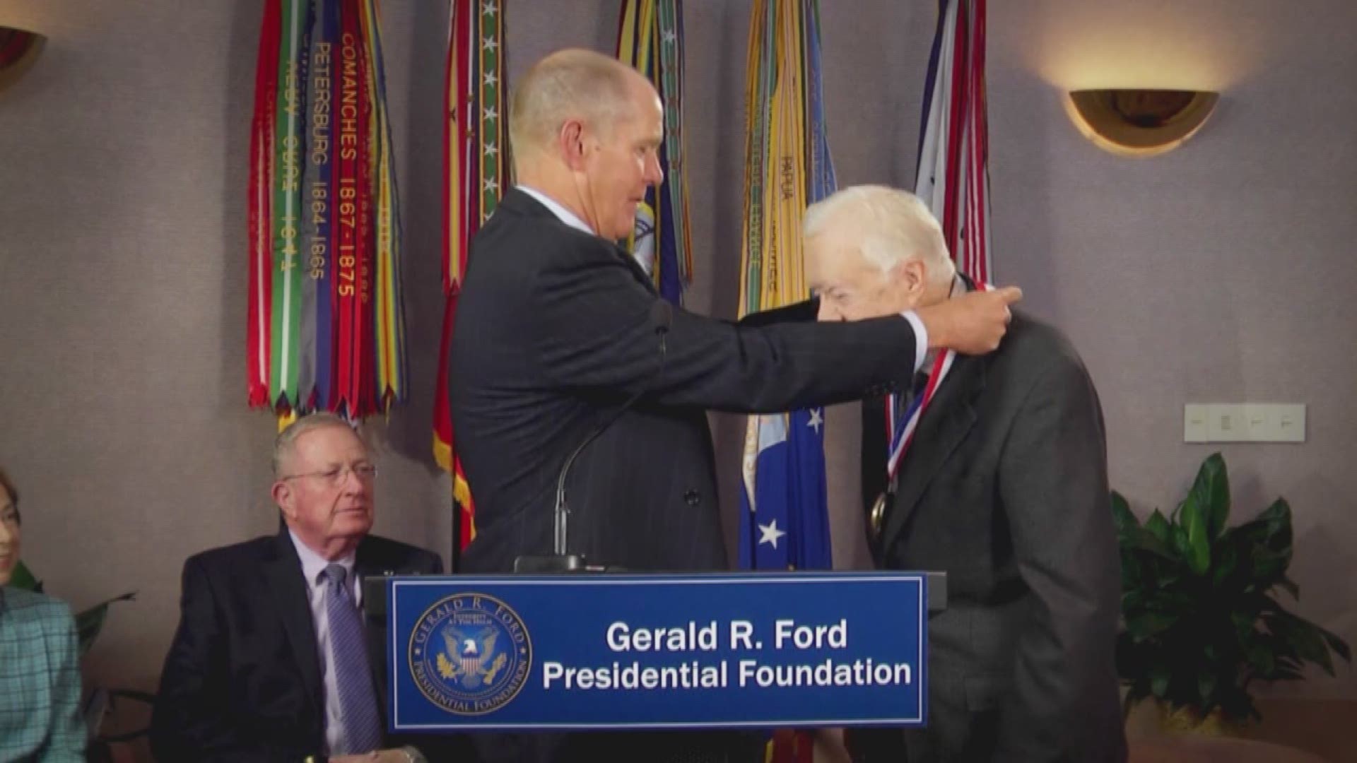 President Carter receives Gerald R. Ford medal