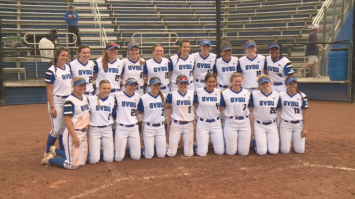 GVSU softball takes down SVSU 10 in extras to win regional title