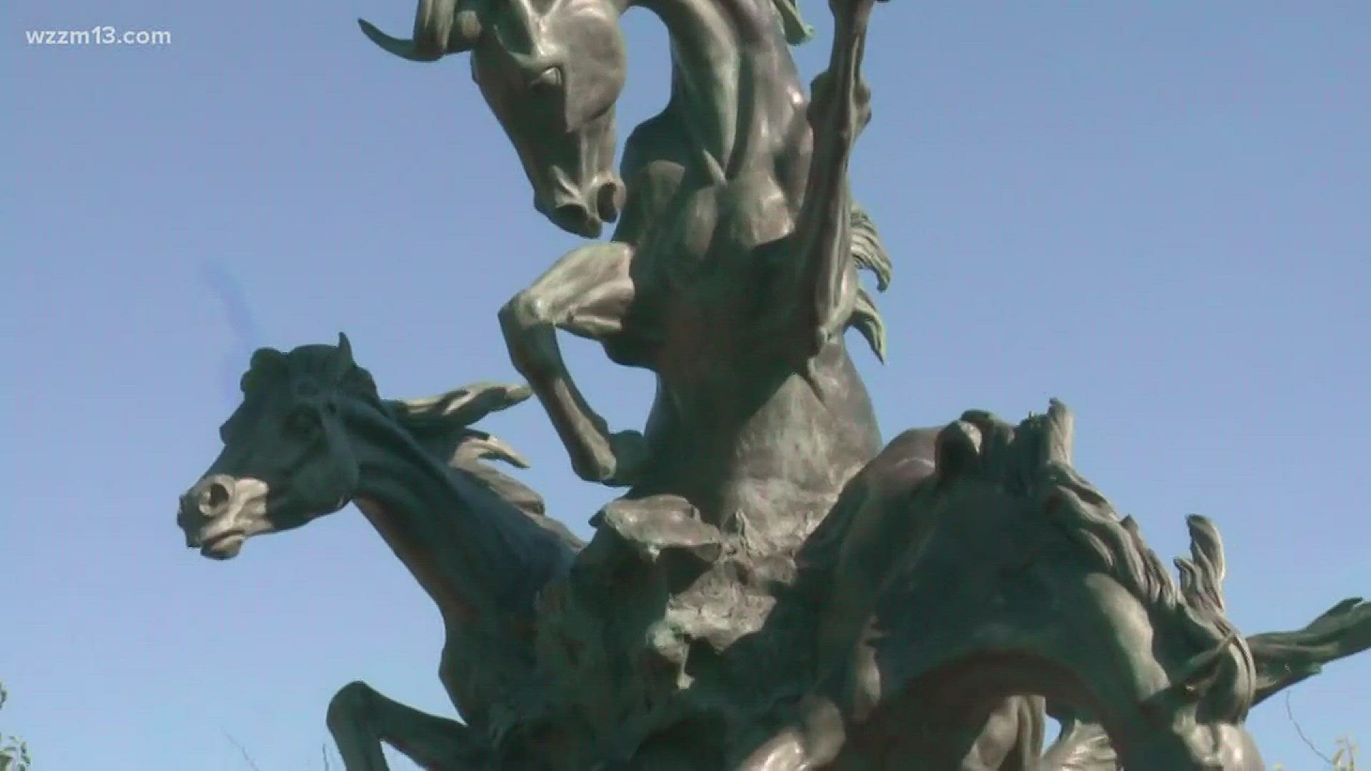 Earth, wind and fire statue