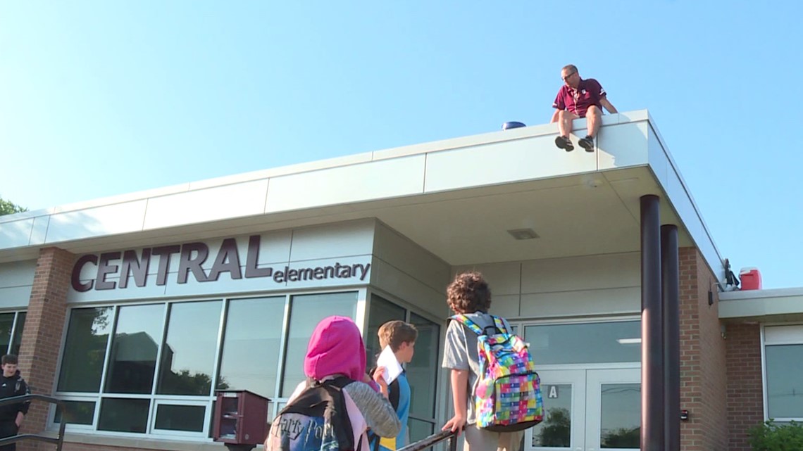 Elementary School Principal Sits On Roof For 24 Hours | Wzzm13.com