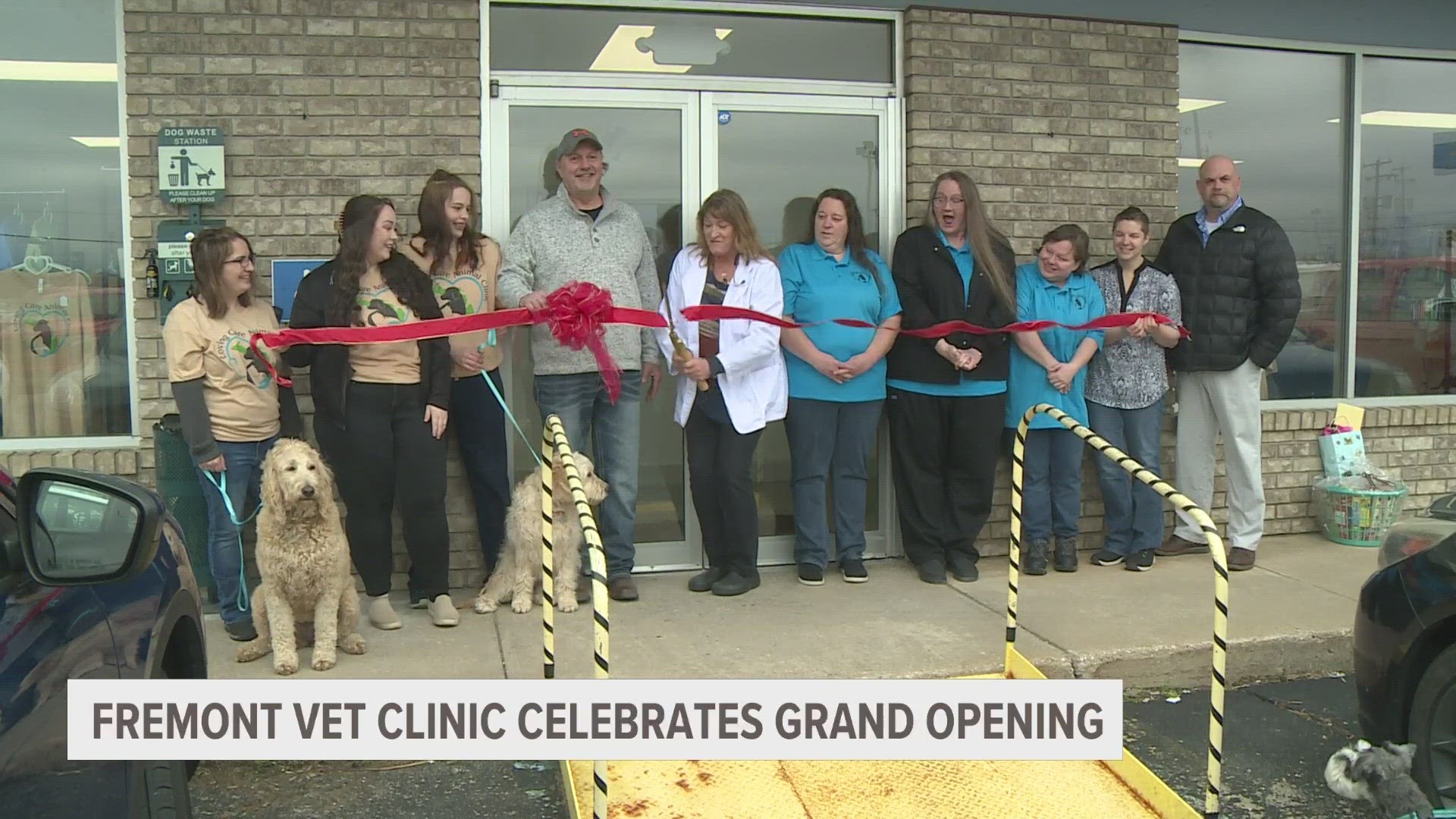 To celebrate the grand opening of the clinic, there is an open house on Saturday, April 1 from 11 a.m. to 3 p.m.