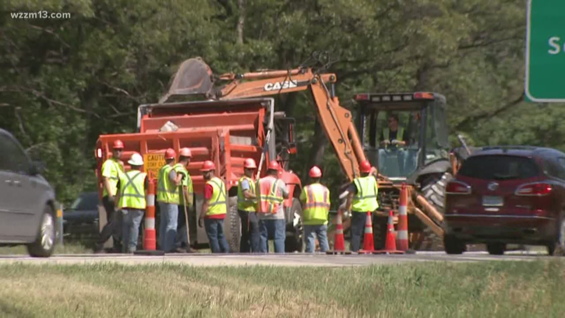 Road buckled on US-31, lanes now re-opened