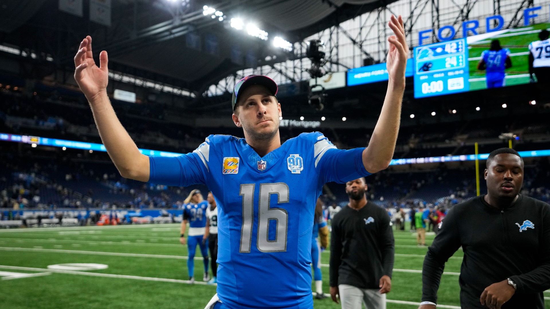 Jared Goff signs historic contract with Detroit Lions | wzzm13.com