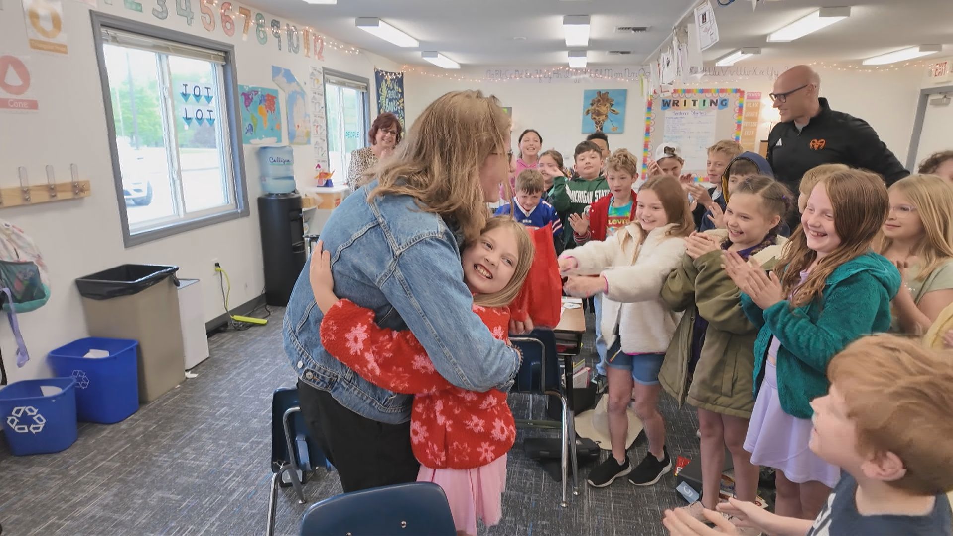 Another very unsuspecting educator was caught off guard when 13 ON YOUR SIDE showed up to Valley View Elementary School for our latest Teacher of Week surprise.