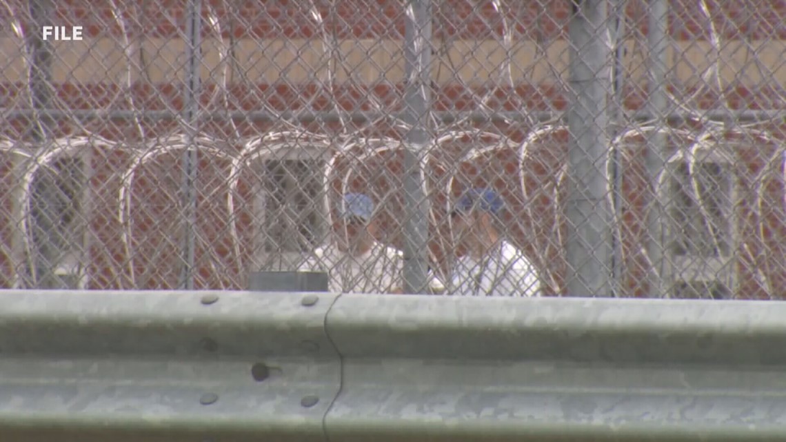 Bills propose banning life sentences without parole for juveniles - Vimarsana News