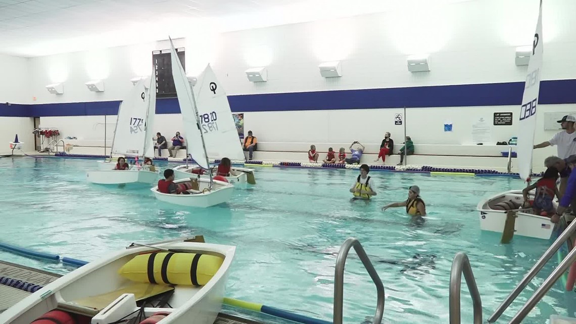 Over a dozen Muskegon Co. kids learn to sail at the Boys and Girls Club