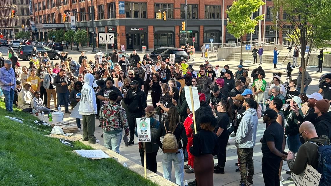 Protesters gather after mistrial declared in case against ex-officer ...